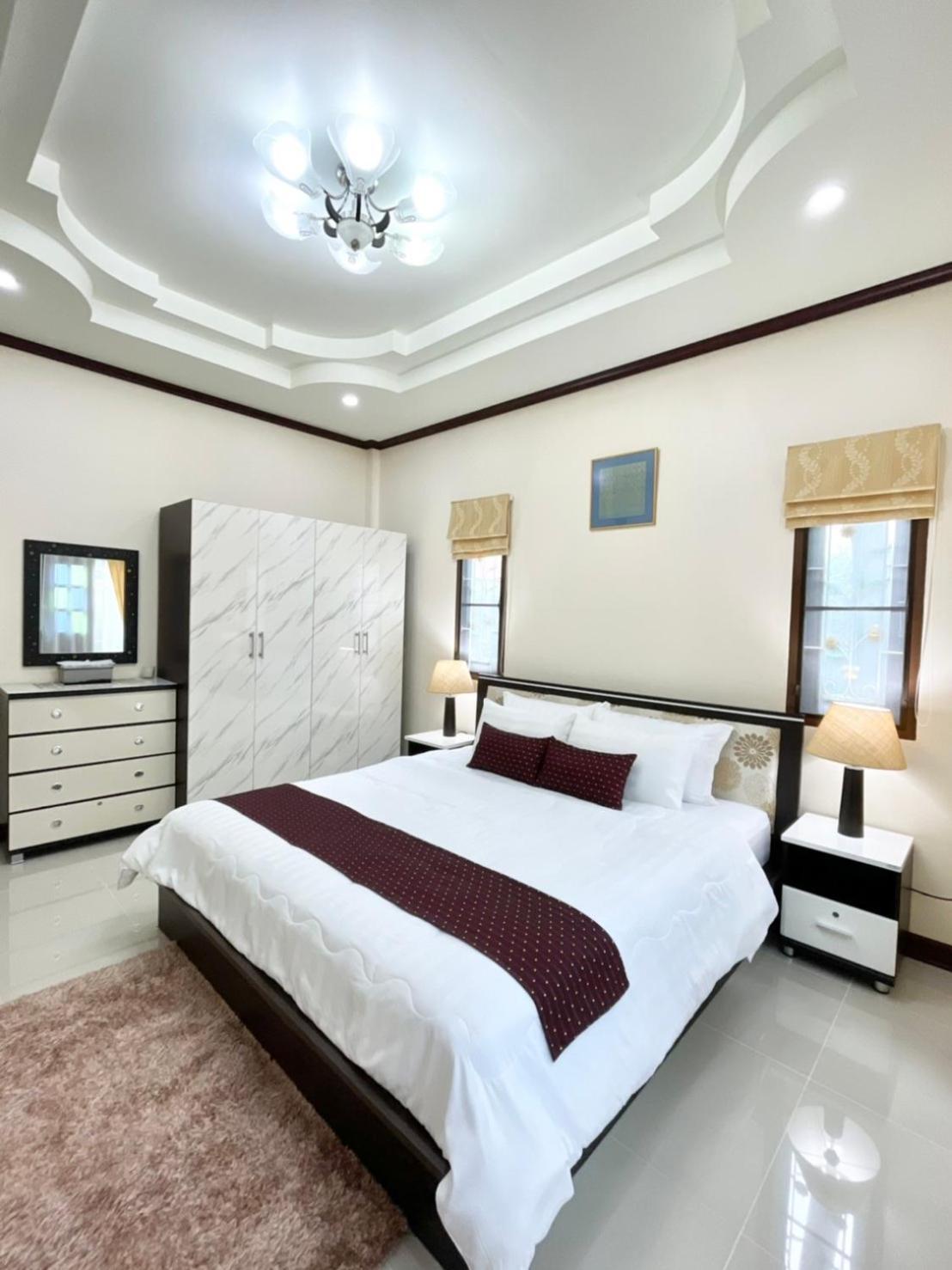 Malinee Villa Phuket Pantai Bang Tao Luaran gambar